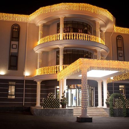 Donatello Boutique Hotel Almati Kültér fotó