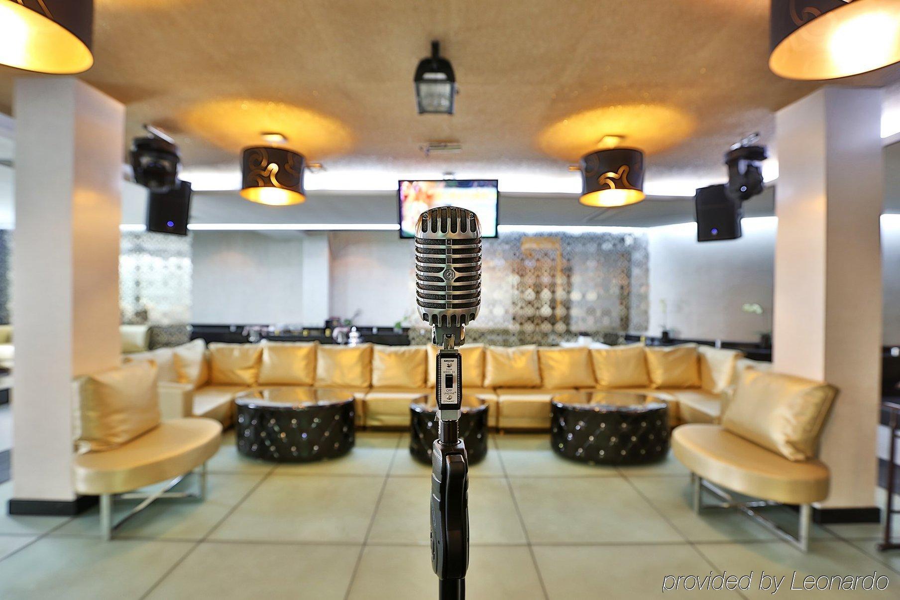 Donatello Boutique Hotel Almati Kültér fotó