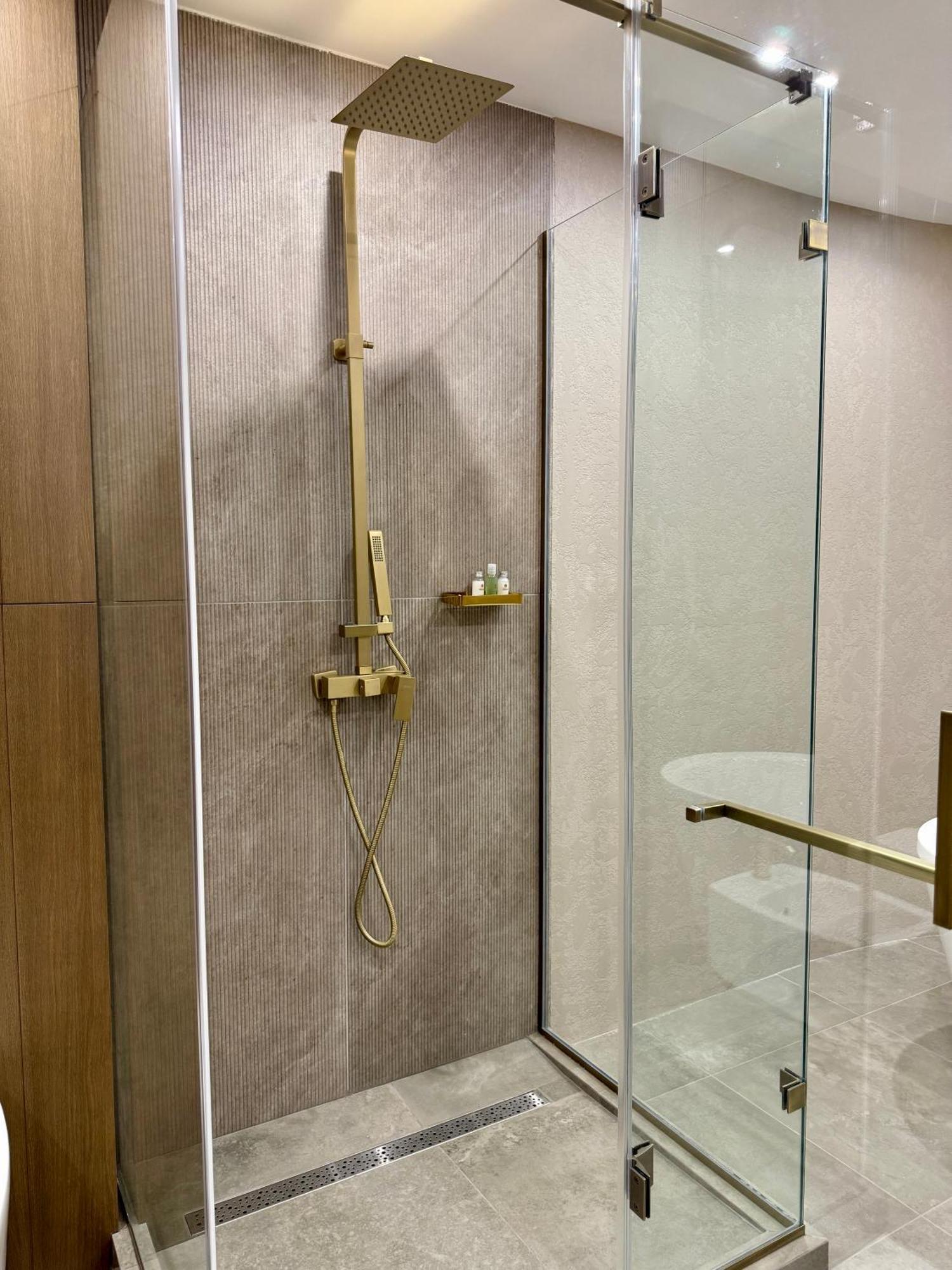 Donatello Boutique Hotel Almati Kültér fotó