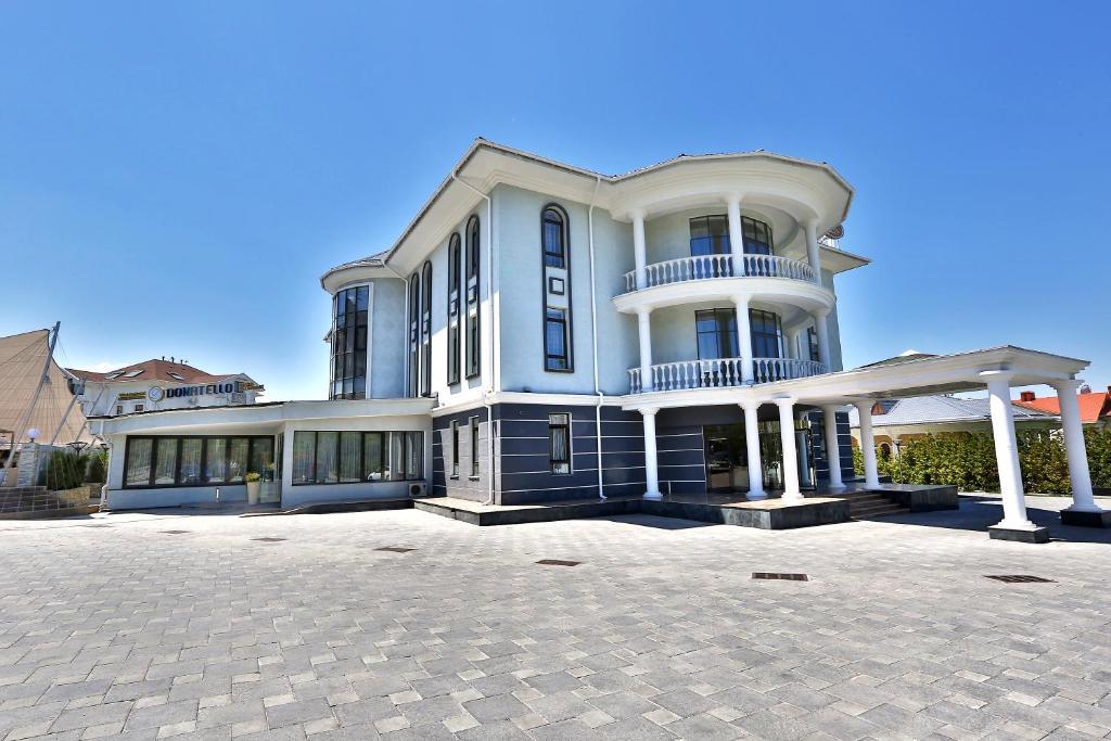 Donatello Boutique Hotel Almati Kültér fotó
