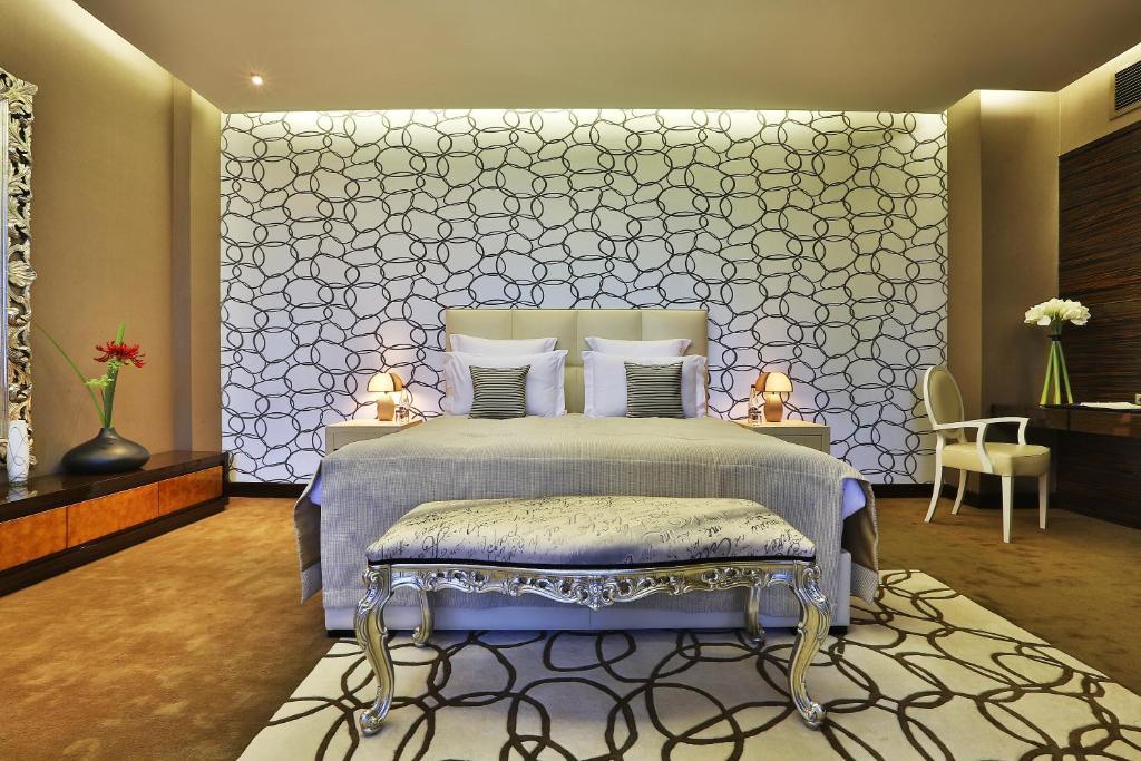 Donatello Boutique Hotel Almati Kültér fotó